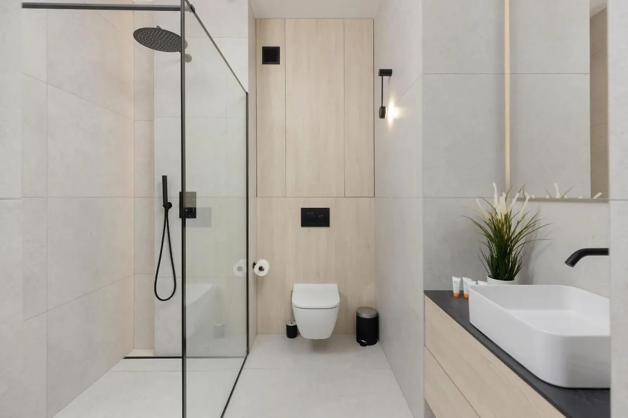 Business Apartment Wola With Parking Place By Noclegi Renters Varšava 0*,